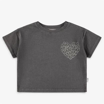 Girls’ gray organic cotton cropped T-shirt with heart graphic on front pictured on a white background