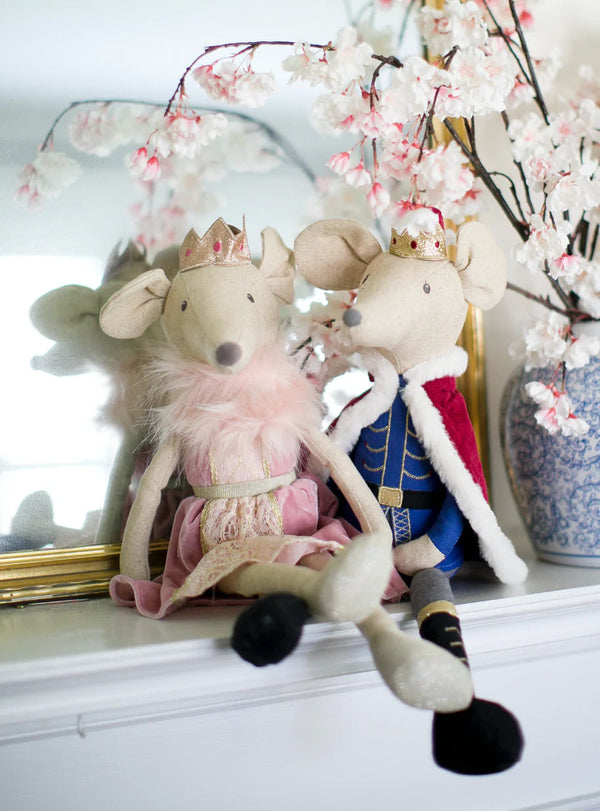 Lux King Mouse Shelf Sitter Doll 