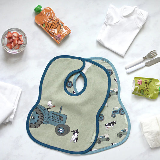 On the Farm Bib Set