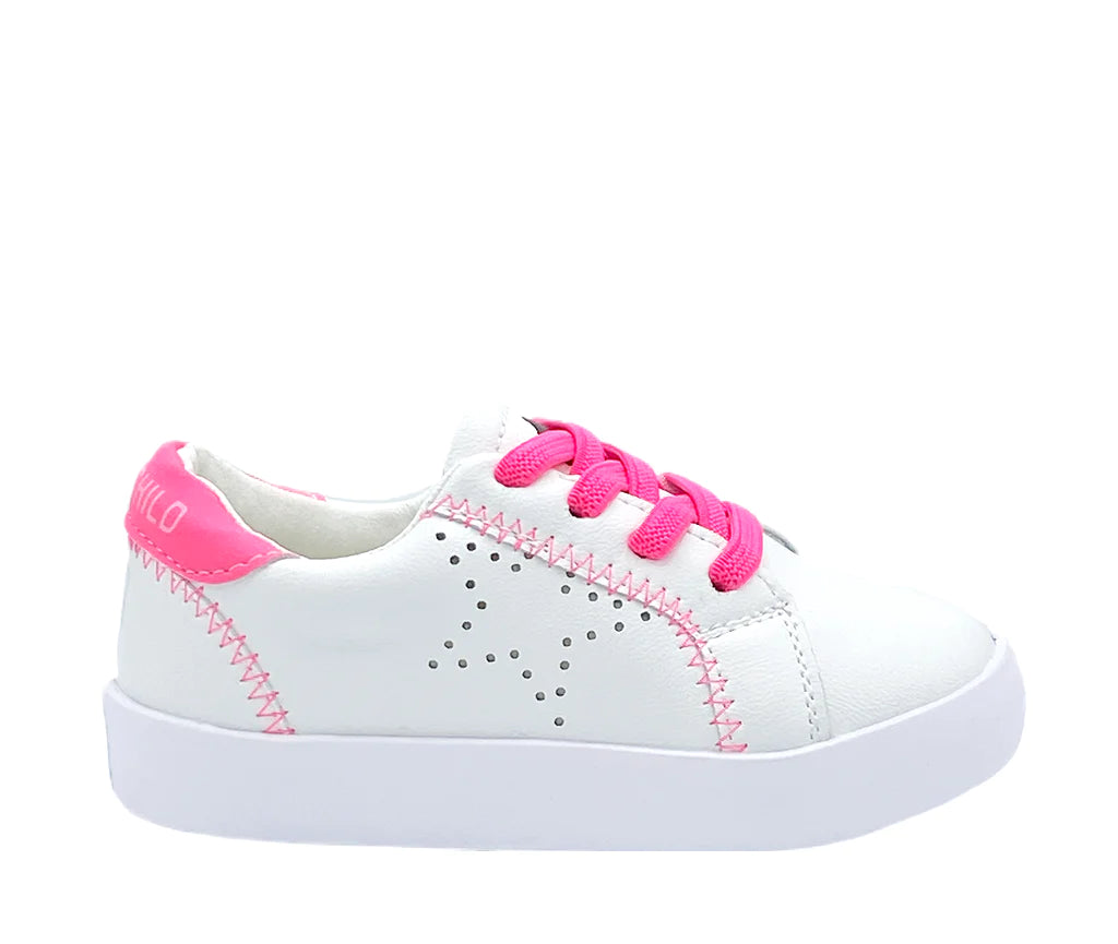 Izzy Sneaker