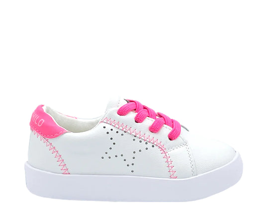 Izzy Sneaker