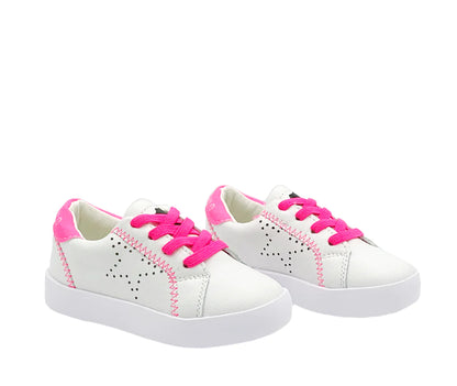 Izzy Sneaker