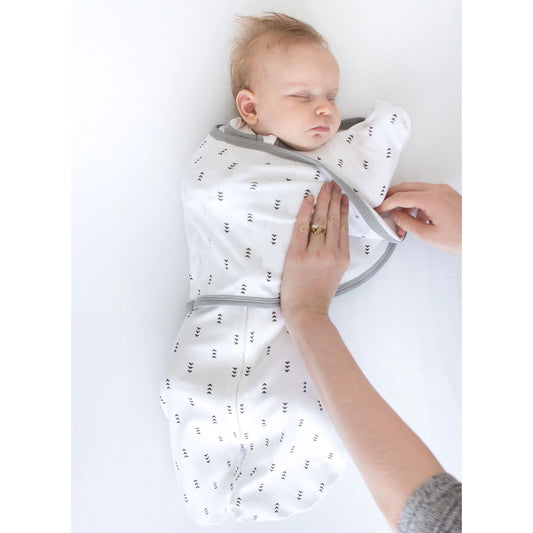 Three Hearts Muslin Sack with Wrap