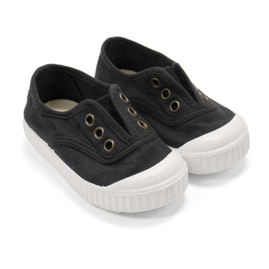 Negro Slip-On Sneaker