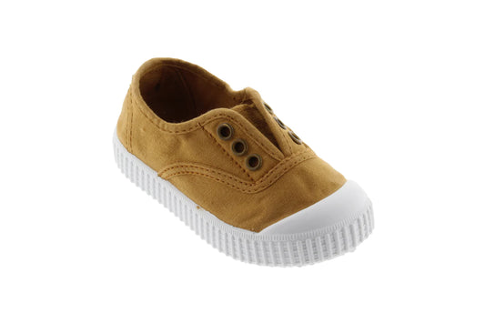 Oro Slip-On Sneaker